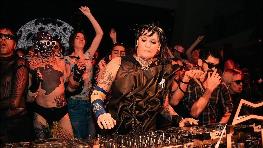 Photo of set Valentina Spirito.