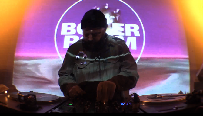 Photo of set Cherrystones.