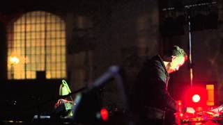 Photo of set Roly Porter.