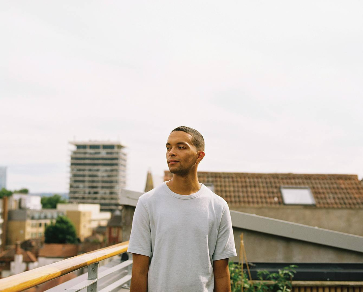 Photo of set Batu + Charles Drakeford.