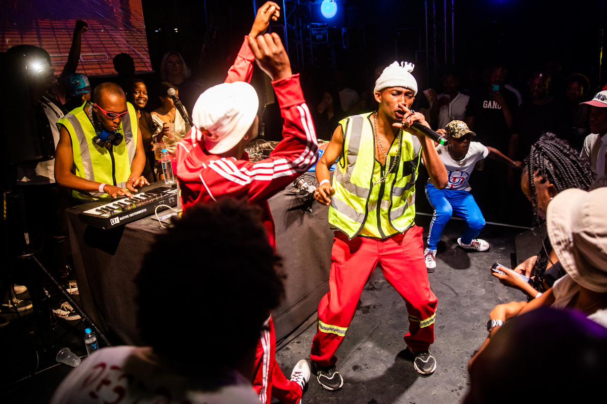 Photo of set Stiff Pap.