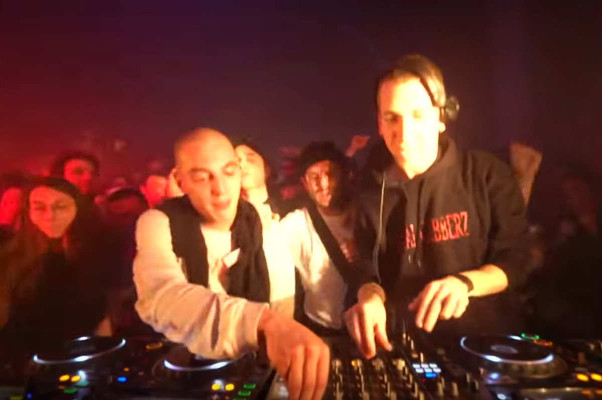 Photo of set Casual Gabberz.