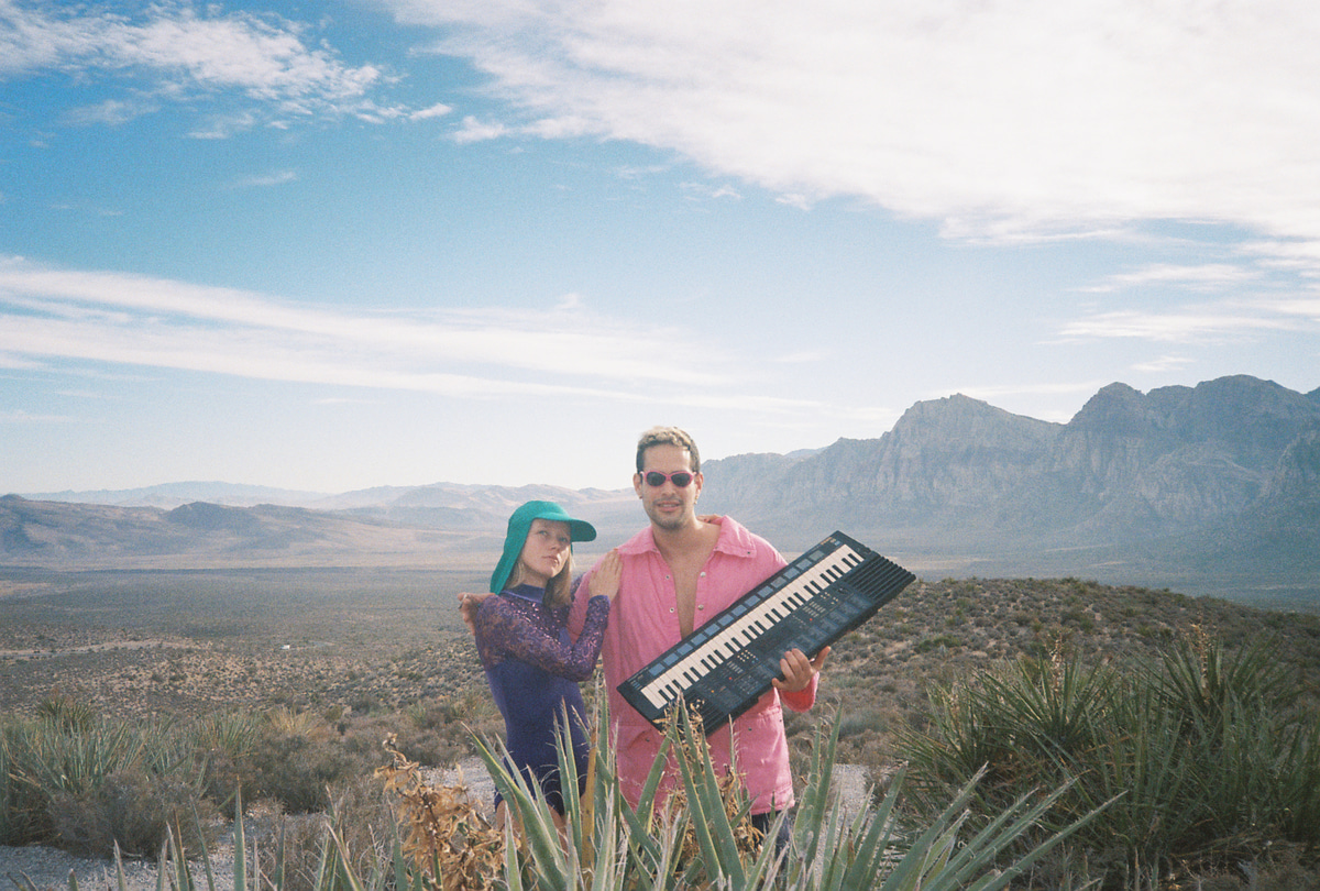 Photo of set strongboi.