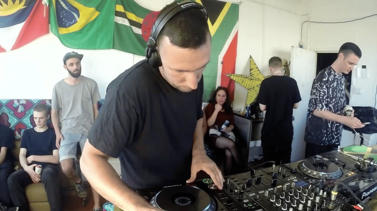 Photo of set Girl Unit.