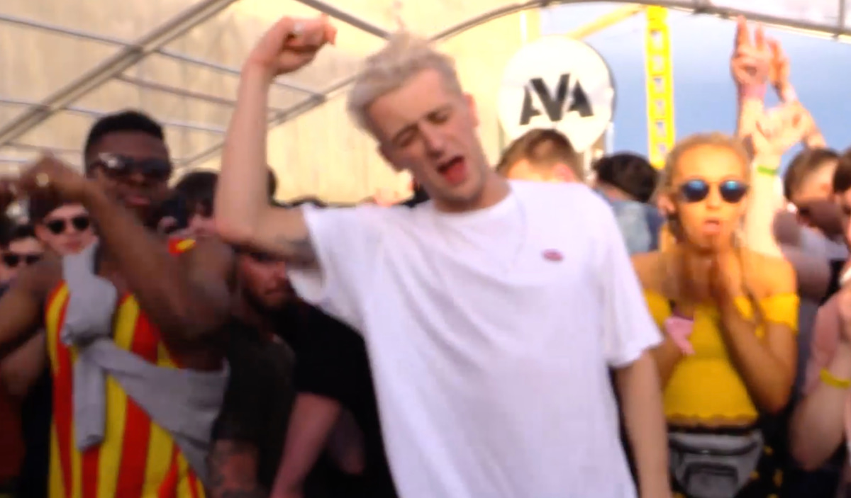 Photo of set Denis Sulta.