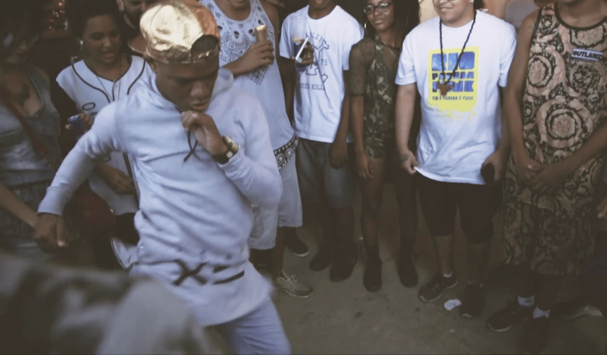 Photo of set An introduction to Passinho.