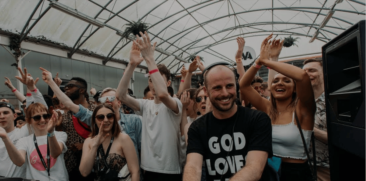 Photo of set Midland (from AVA Festival 2018).