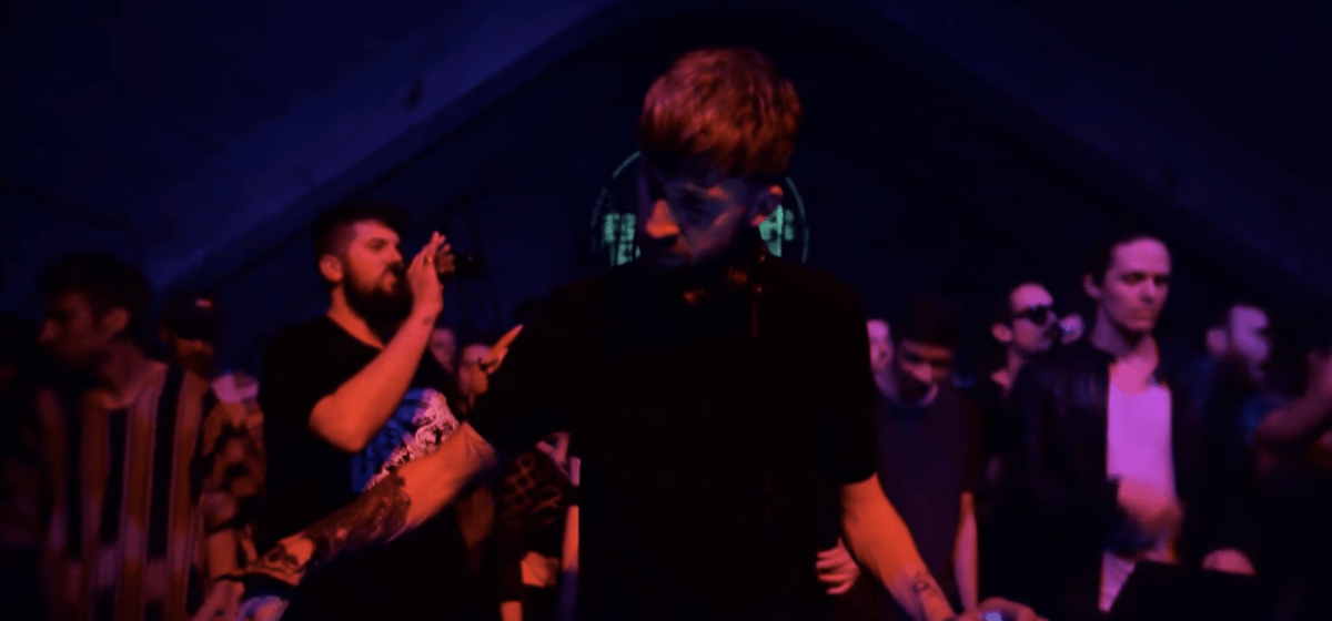 Photo of set Samuel Kerridge.