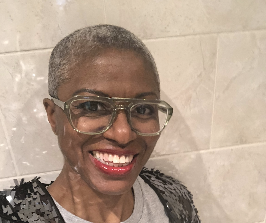 Photo of set DJ Paulette.