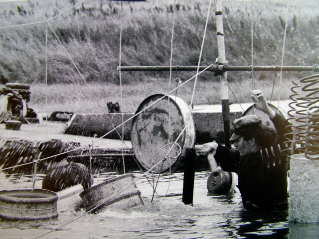Photo of set Bow Gamelan: Offshore Rig.