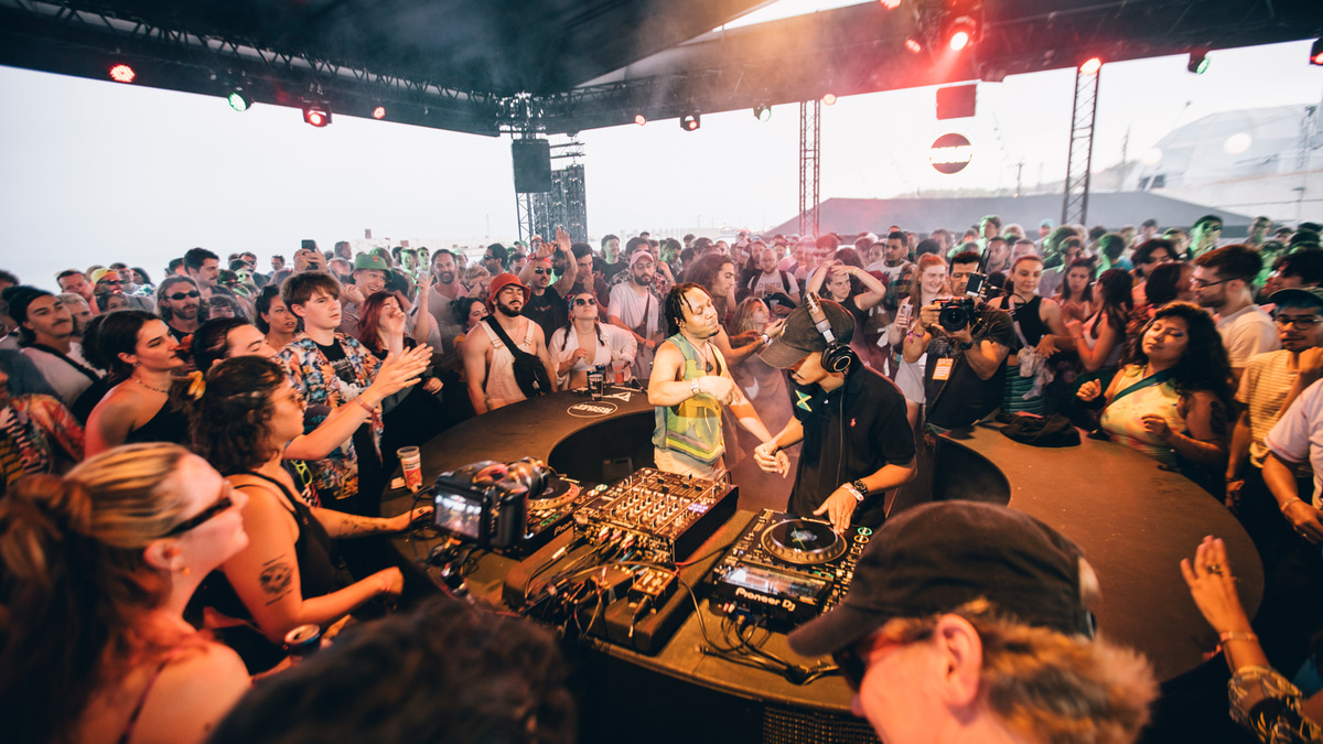 Photo of set Equiknoxx ft Gavsborg & Time Cow.