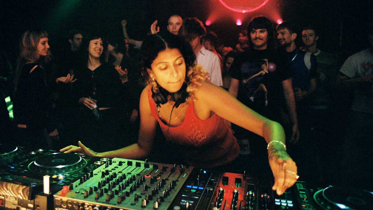 Photo of set Malika Mahmoud.