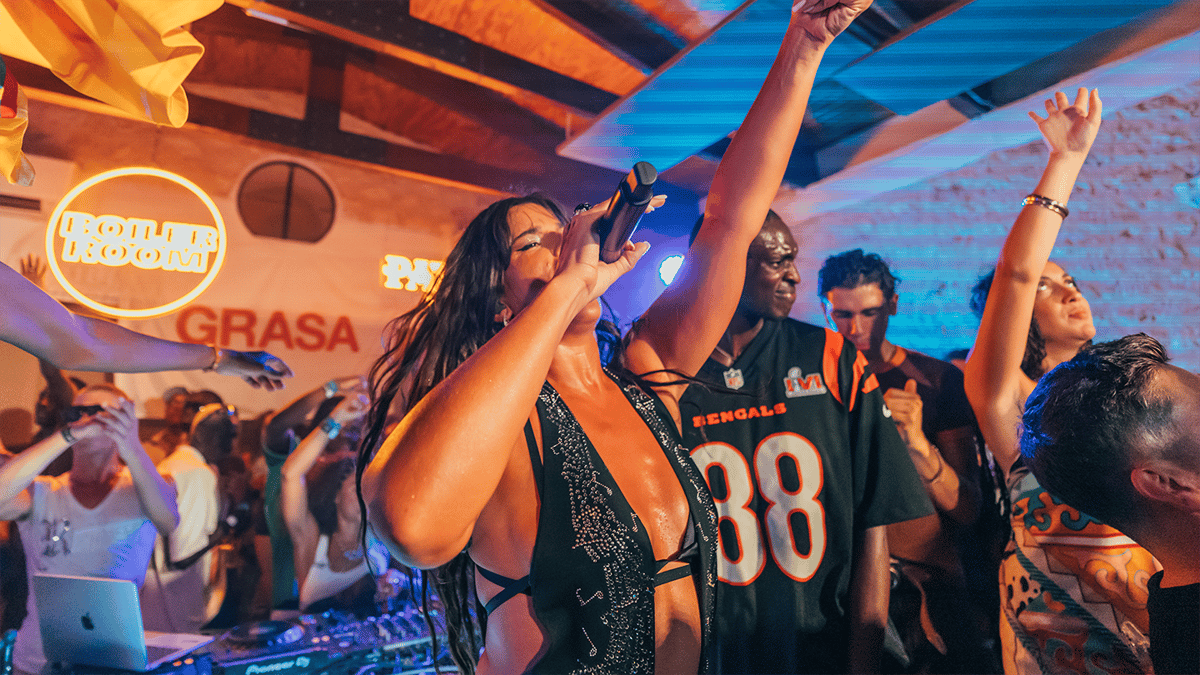 Photo of set Nathy Peluso pres. Club Grasa.