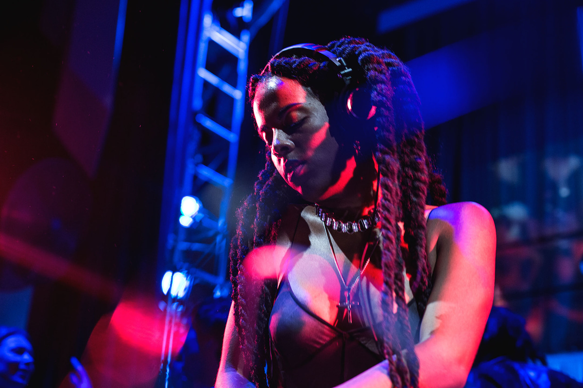 Photo of set Juliana Huxtable.