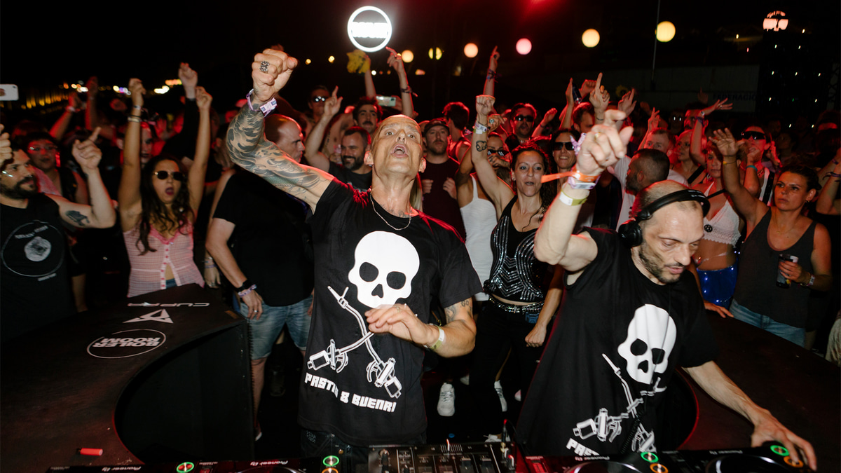 Photo of set Pastis & Buenri.