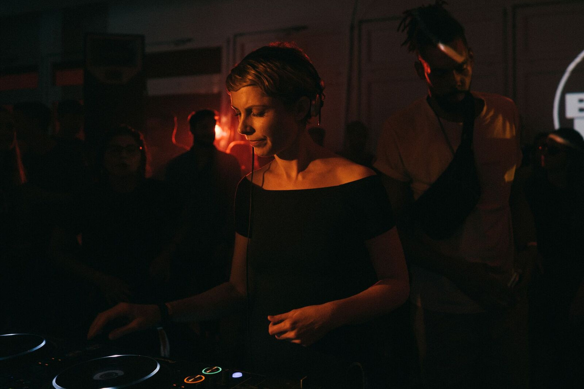 Photo of set Kristin Velvet.