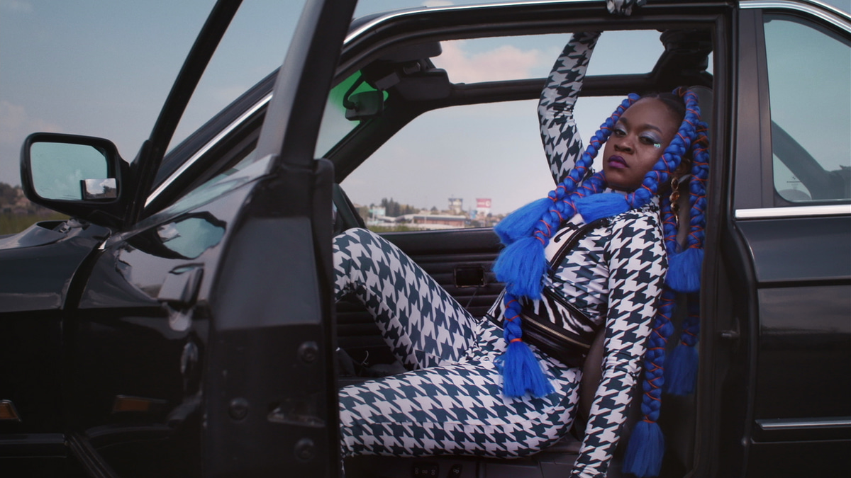 Photo of set Sampa The Great: 'OMG'.