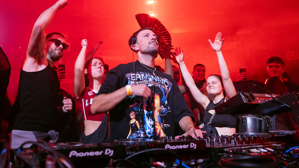 Photo of set Shlømo.