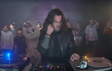 Photo of set Anshaw Black.