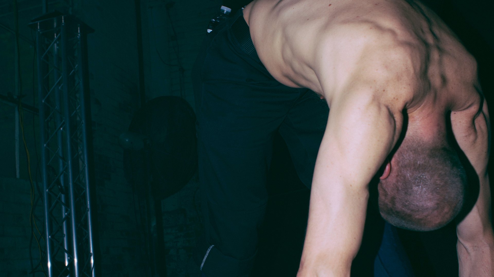 Show Background